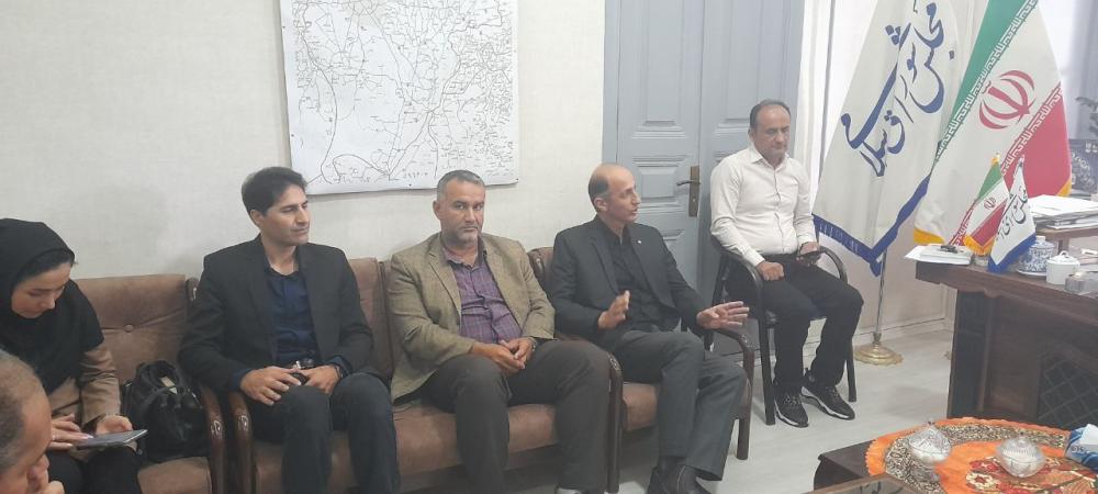  آموزش دو ساله برای بهورزان را می توان به عنوان سنوات آن ها در نظر گرفت / بهورز و نظام بهورزی ظرفیتی ارزشمند برای نظام سلامت است